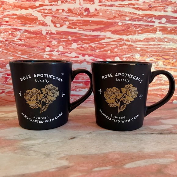 Schitts Creek Rose Apothecary Pair of Mugs NWOT Bébé Coffee Lover 🖤☕️ - Picture 3 of 8